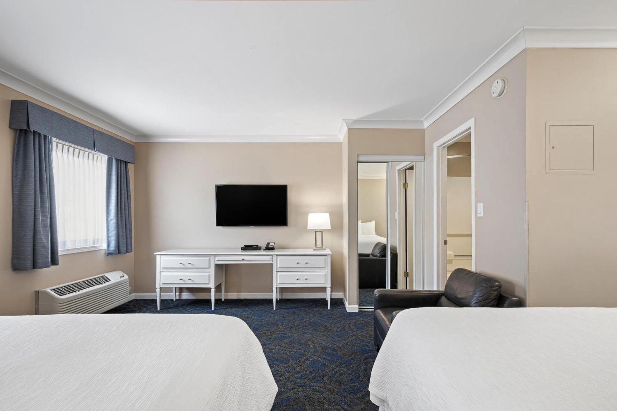 Glenwood Inn & Suites Trail Kültér fotó